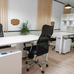 Zona de despachos compartidos de Micelium Coworking Space